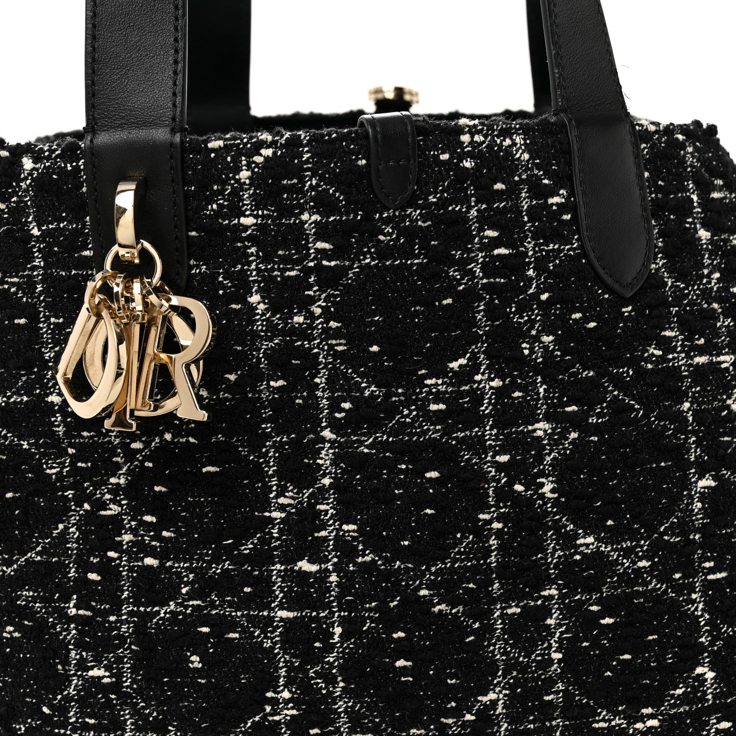 Calfskin Tweed Cannage Medium Toujours  Black White