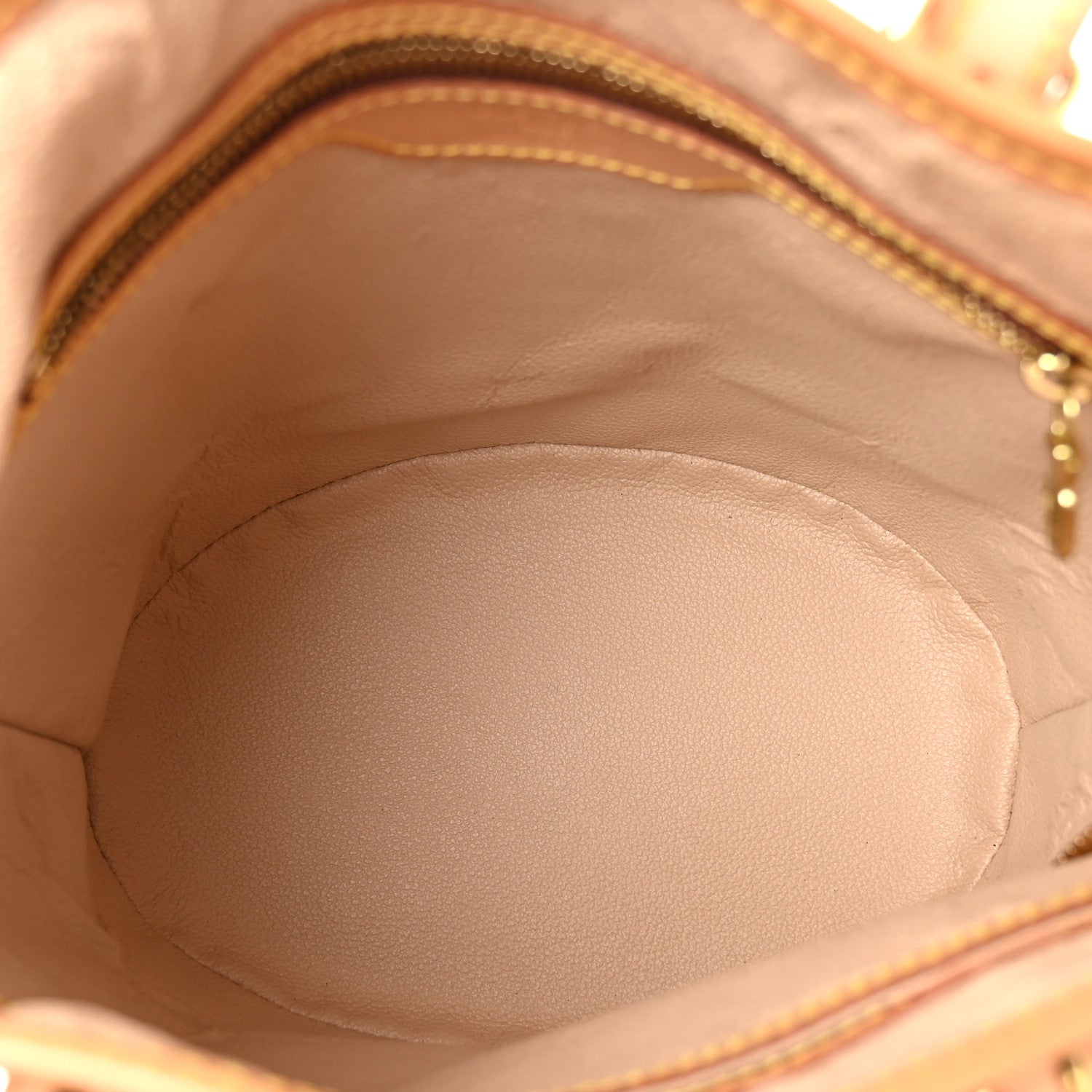 Monogram Petit Bucket 23