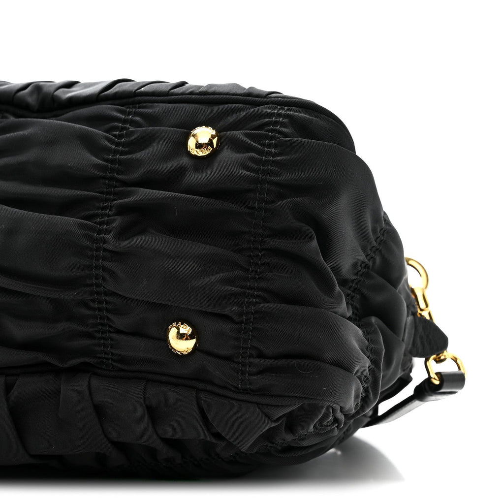 Tessuto Nylon Gaufre Tote Black