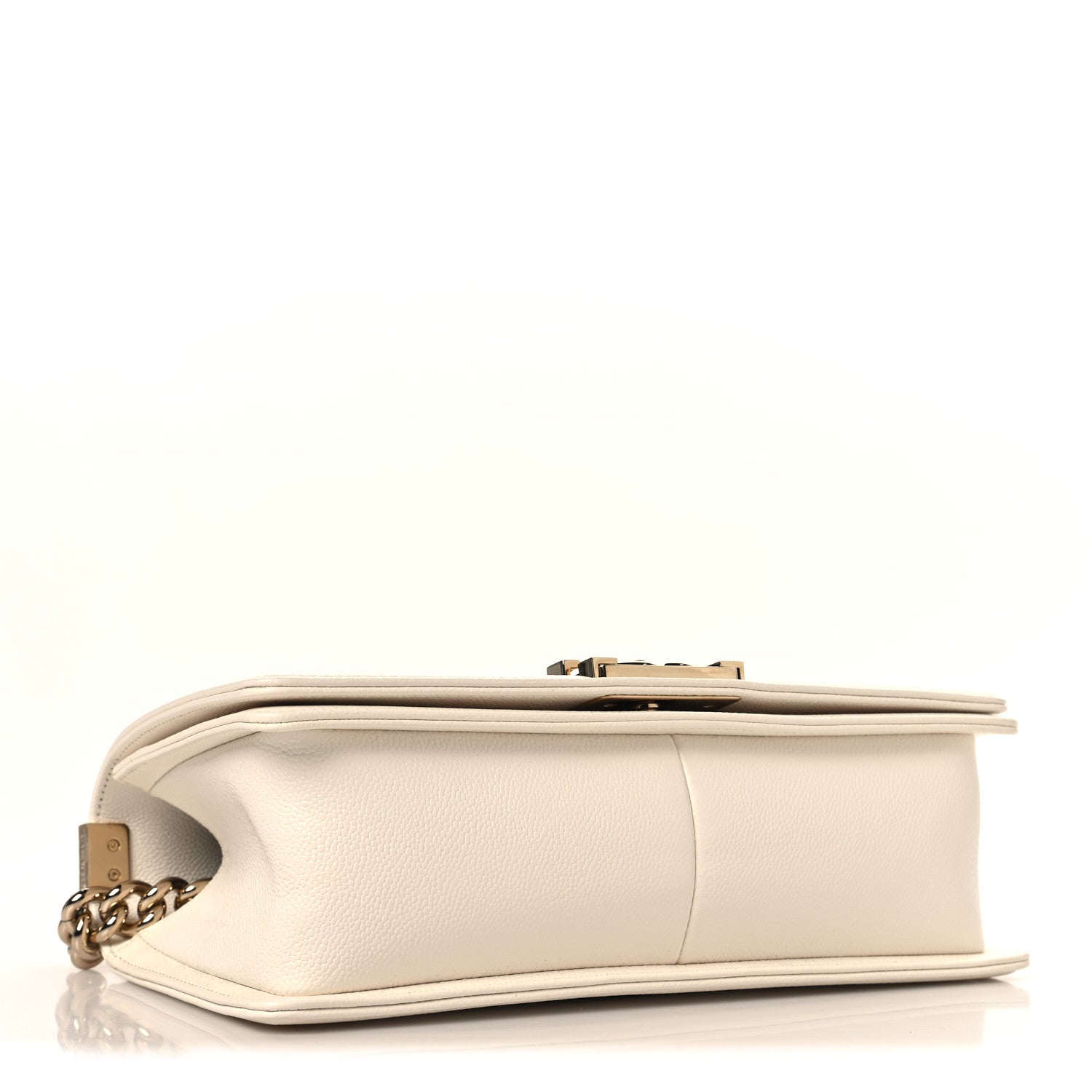 Caviar Quilted Medium Boy Flap White