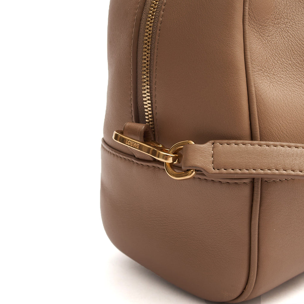 Loewe Tote Amazona 28 in Brown, Leather