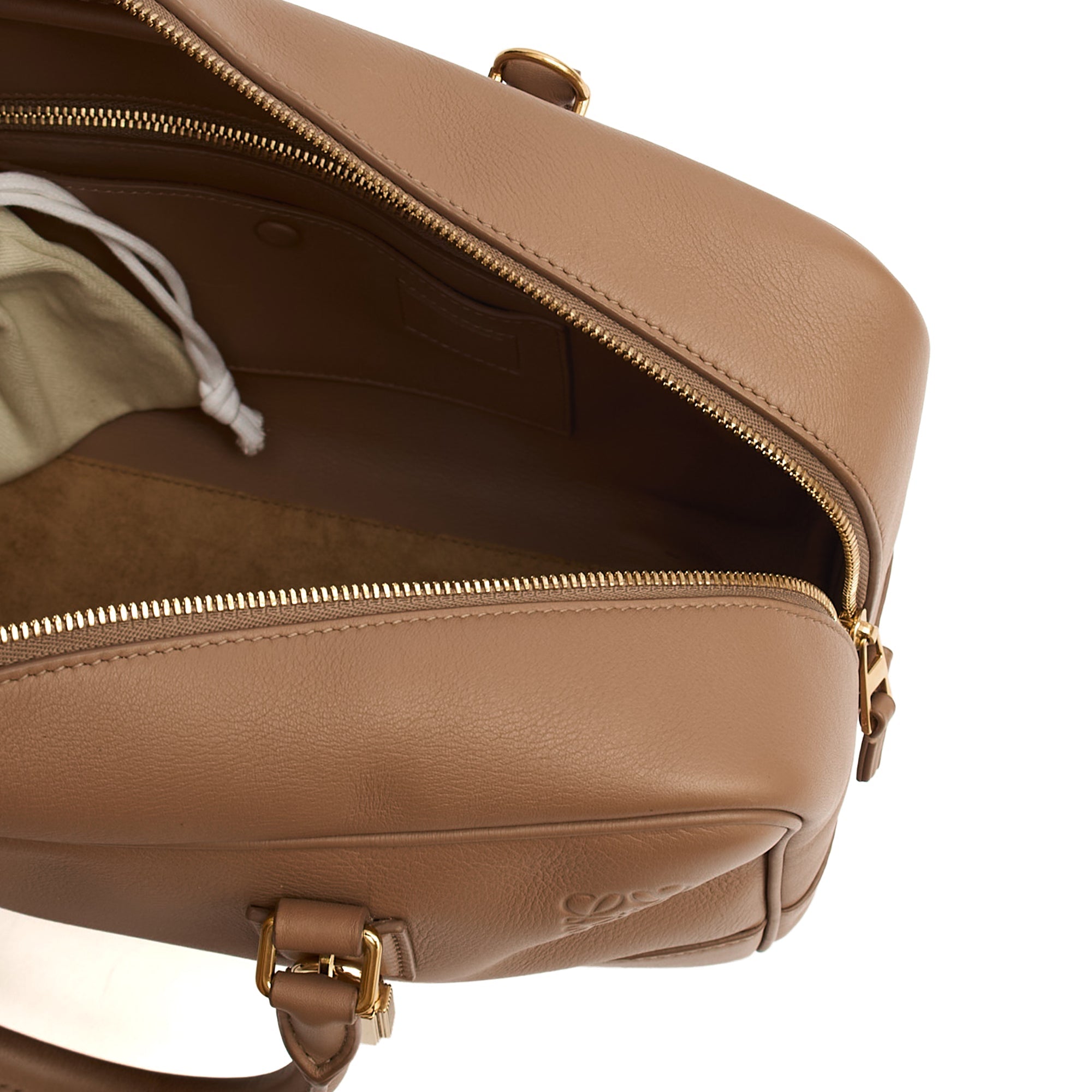 Loewe Tote Amazona 28 in Brown, Leather