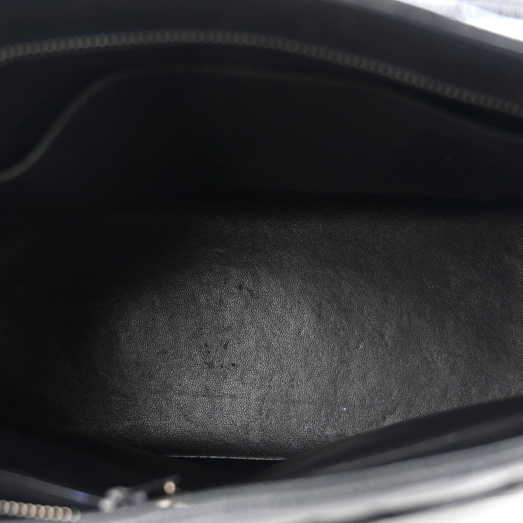 Caviar Quilted Medallion Tote Navy