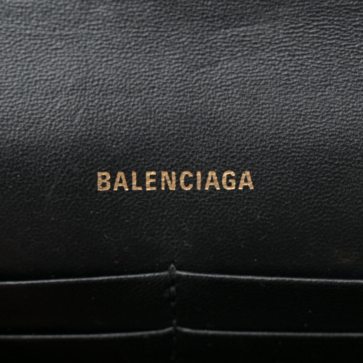 Shiny Calfskin Crocodile Embossed Hourglass Chain Bag Black