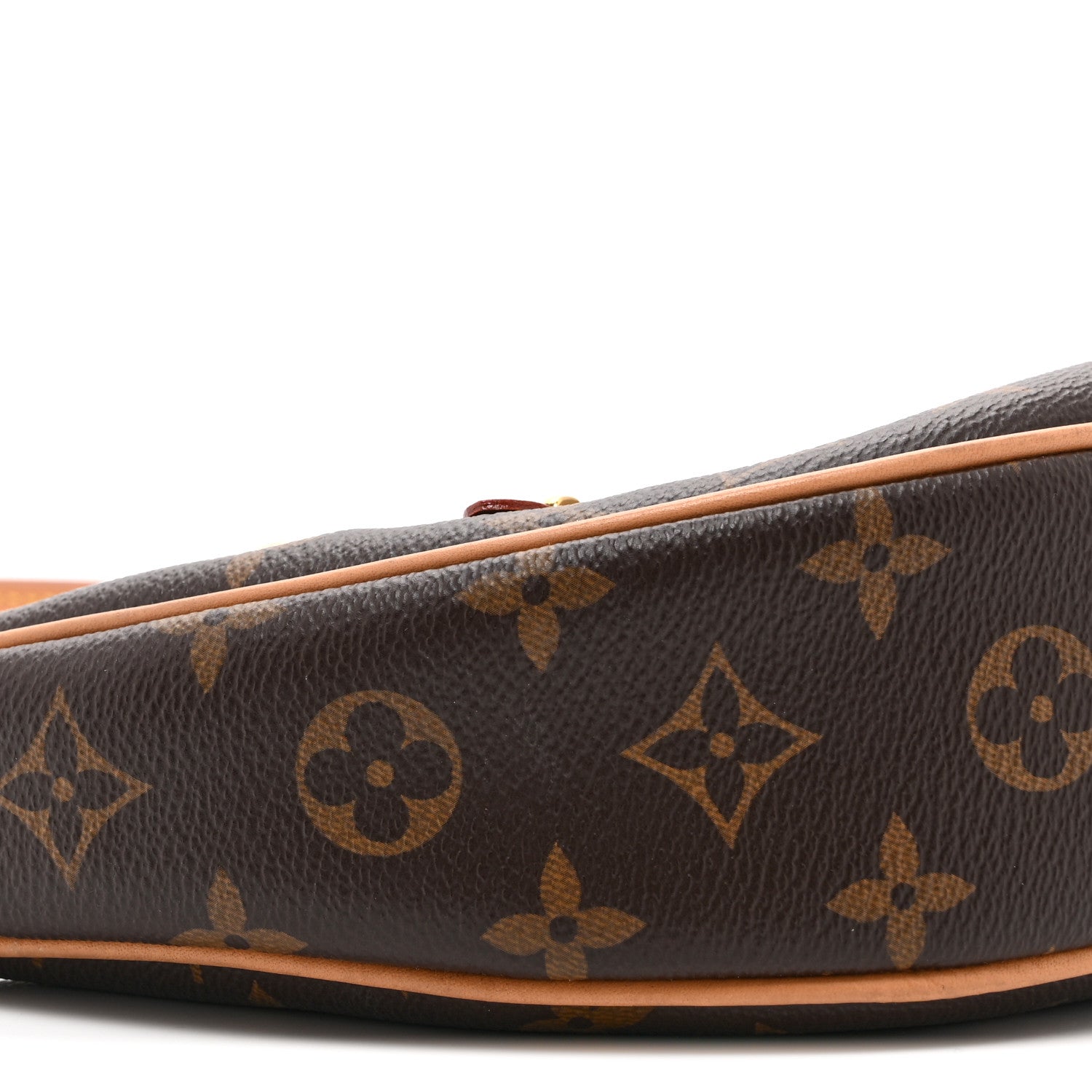 Monogram Loop
