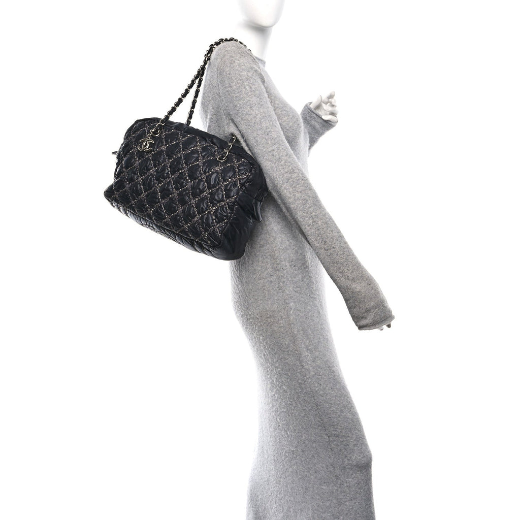 Nylon Quilted Tweed Stitch Bubble Camera Case Black