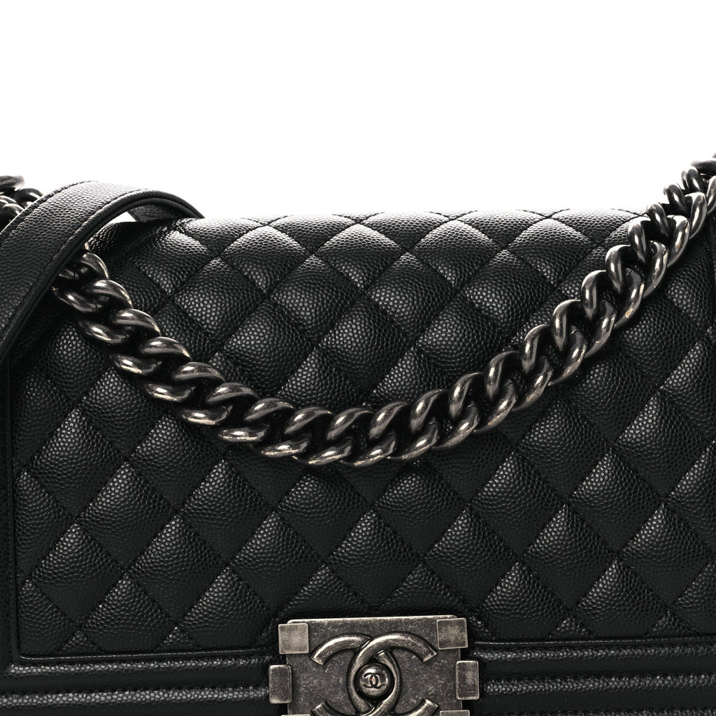 Caviar Quilted Medium Boy Flap Black