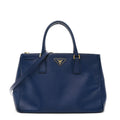 Saffiano Lux Medium Galleria Double Zip Tote Bluette