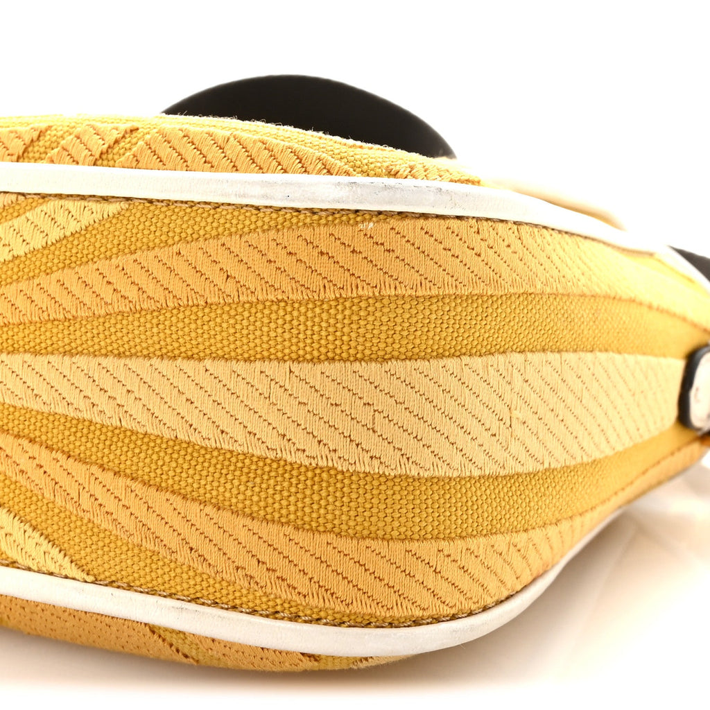 X SARA COLEMAN Canvas Vitello King Seta FF Fish Eye Embroidered Baguette Mostarda White Ice