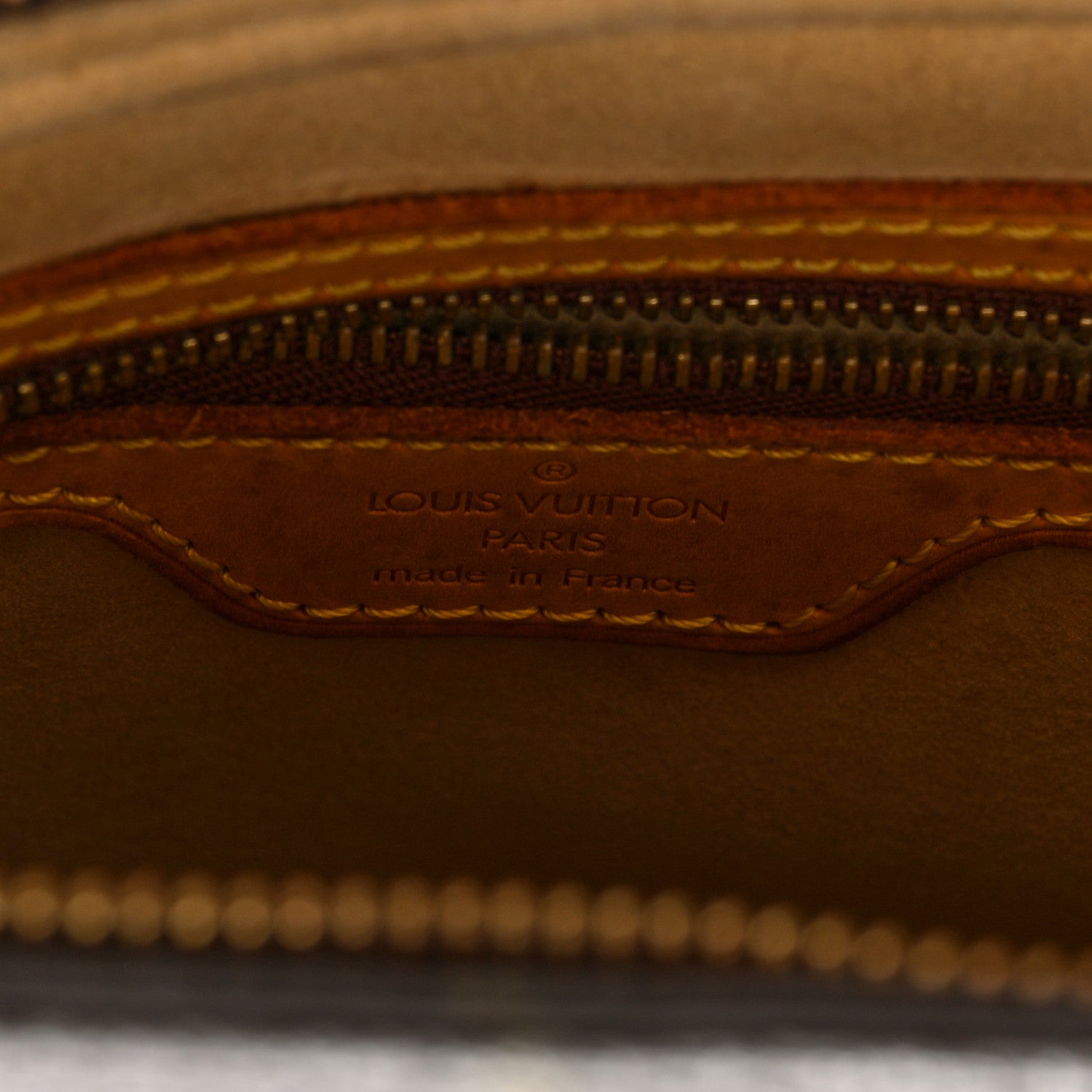 Monogram Looping MM