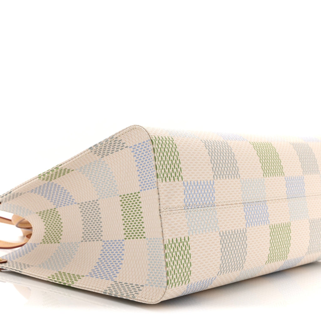 Damier Giant Onthego MM Pistachio