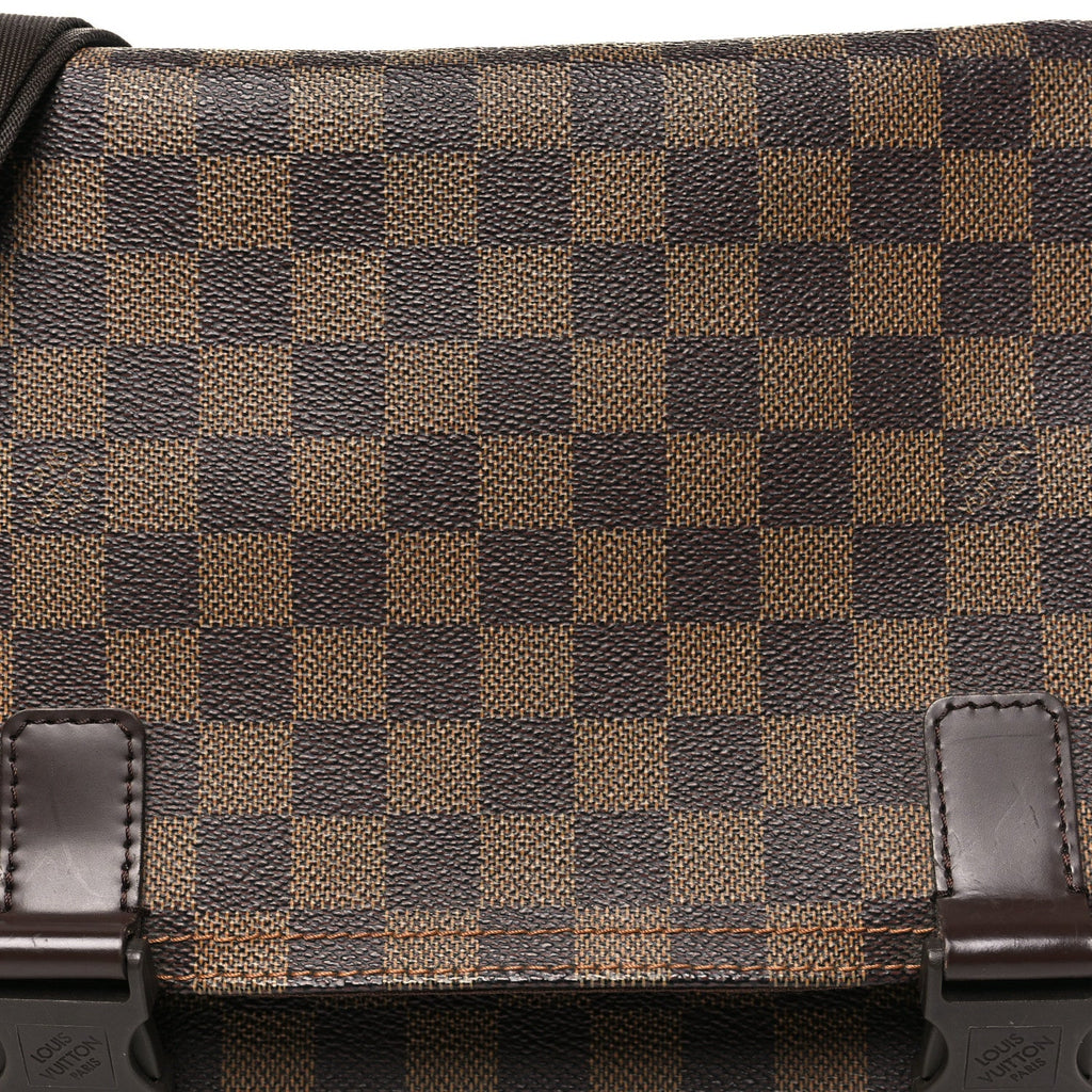 Damier Ebene Melville Messenger Bag