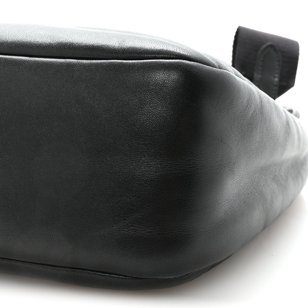 Nappa Soft Padded Re-Edition 2005 Shoulder Bag Black