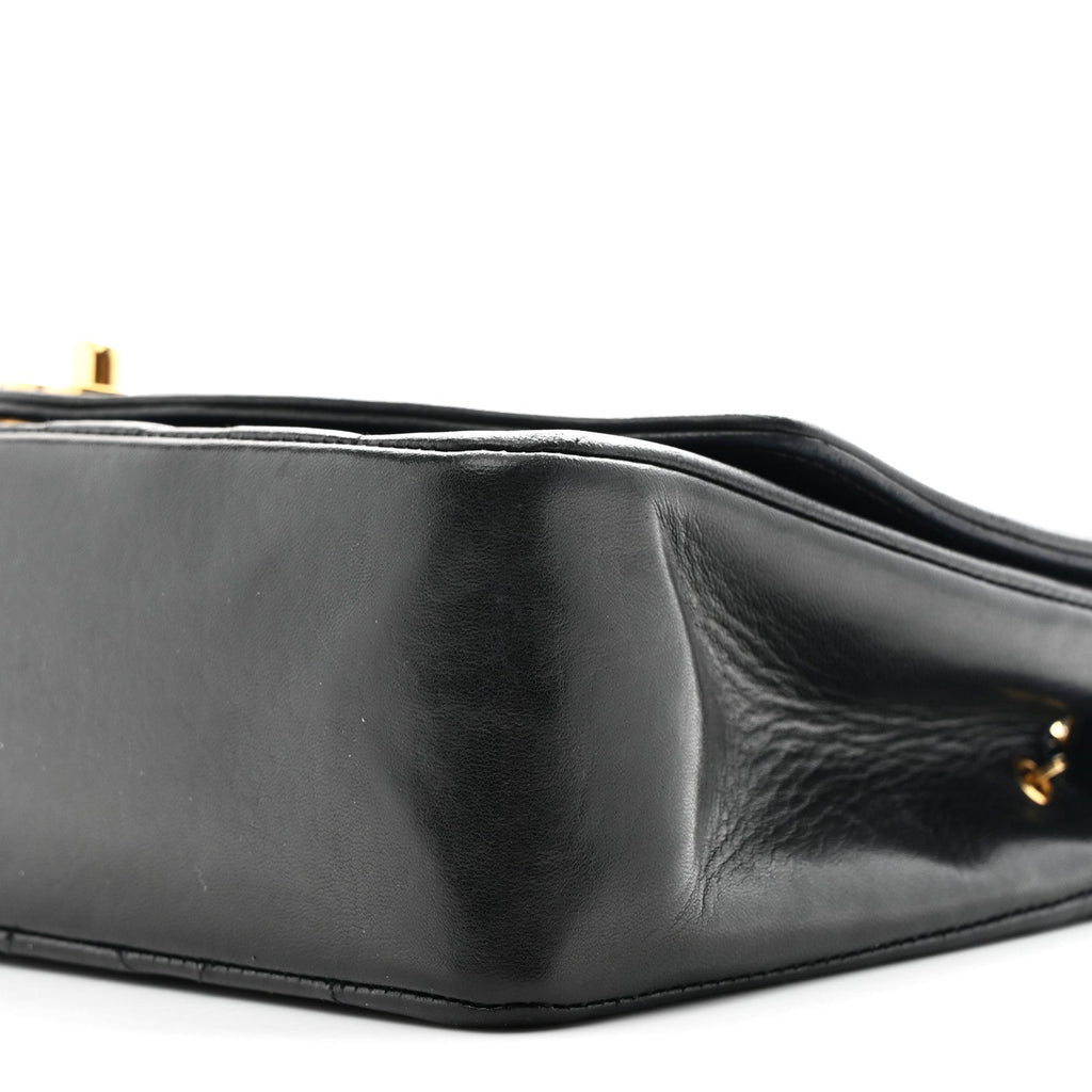 Lambskin Quilted Medium Single Flap Black