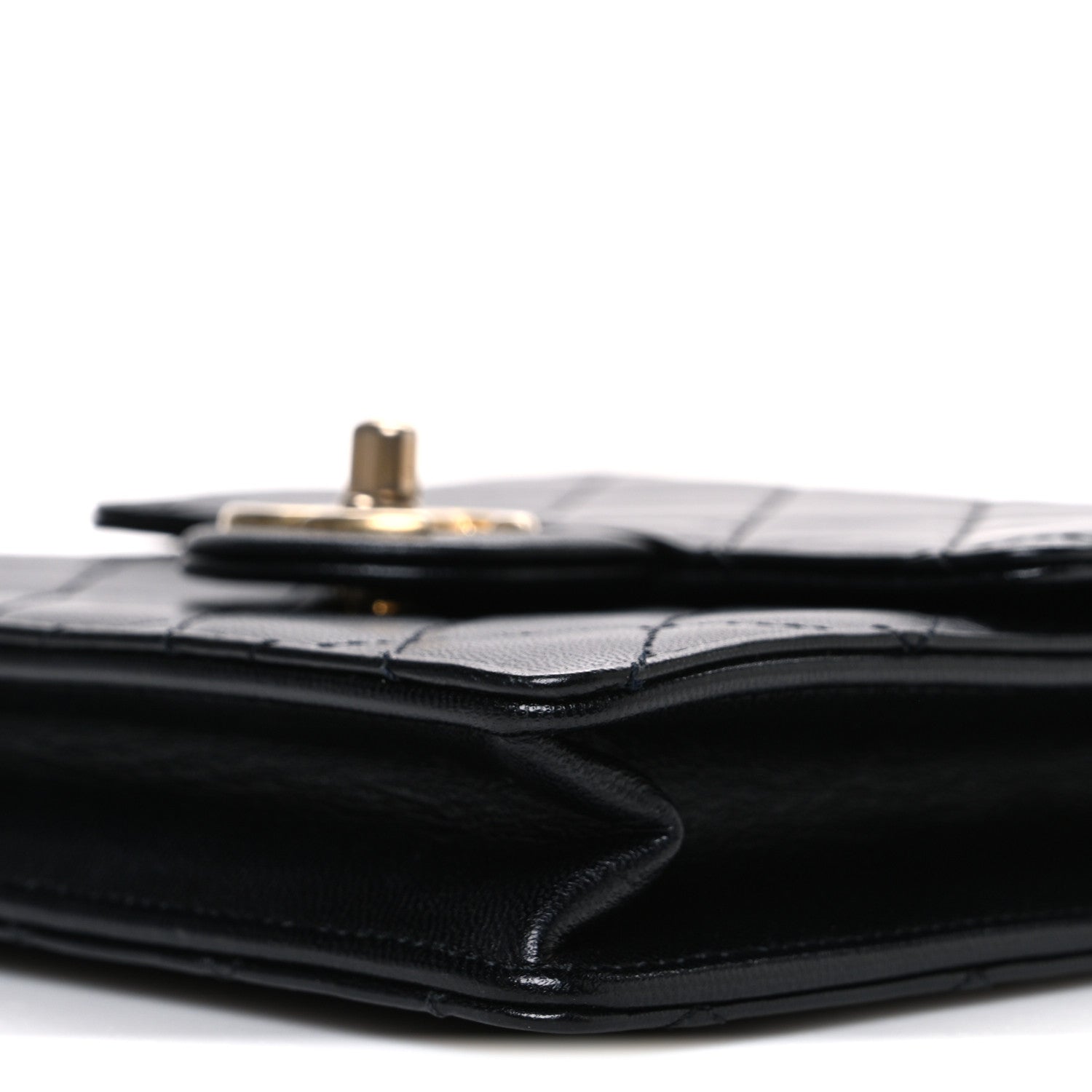 Lambskin Quilted Chic Pearls Flap Black