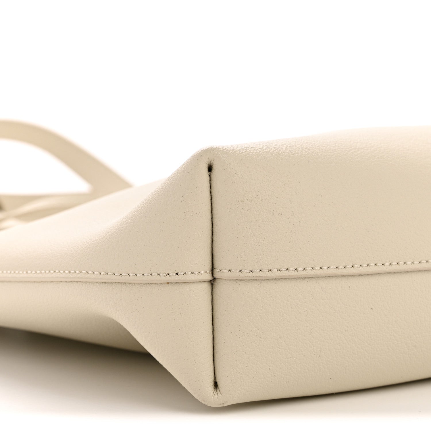 Calfskin Toy Shopping Tote Crema Soft