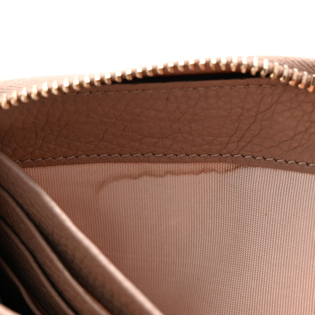 Pebbled Calfskin Rockstud Zip Around Wallet Poudre