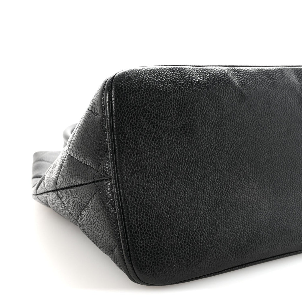 Caviar Quilted Medallion Tote Black
