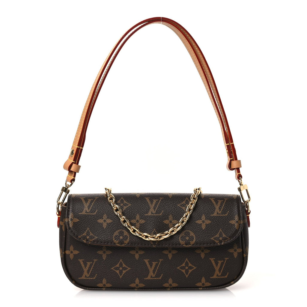 Monogram Ivy Wallet On Chain