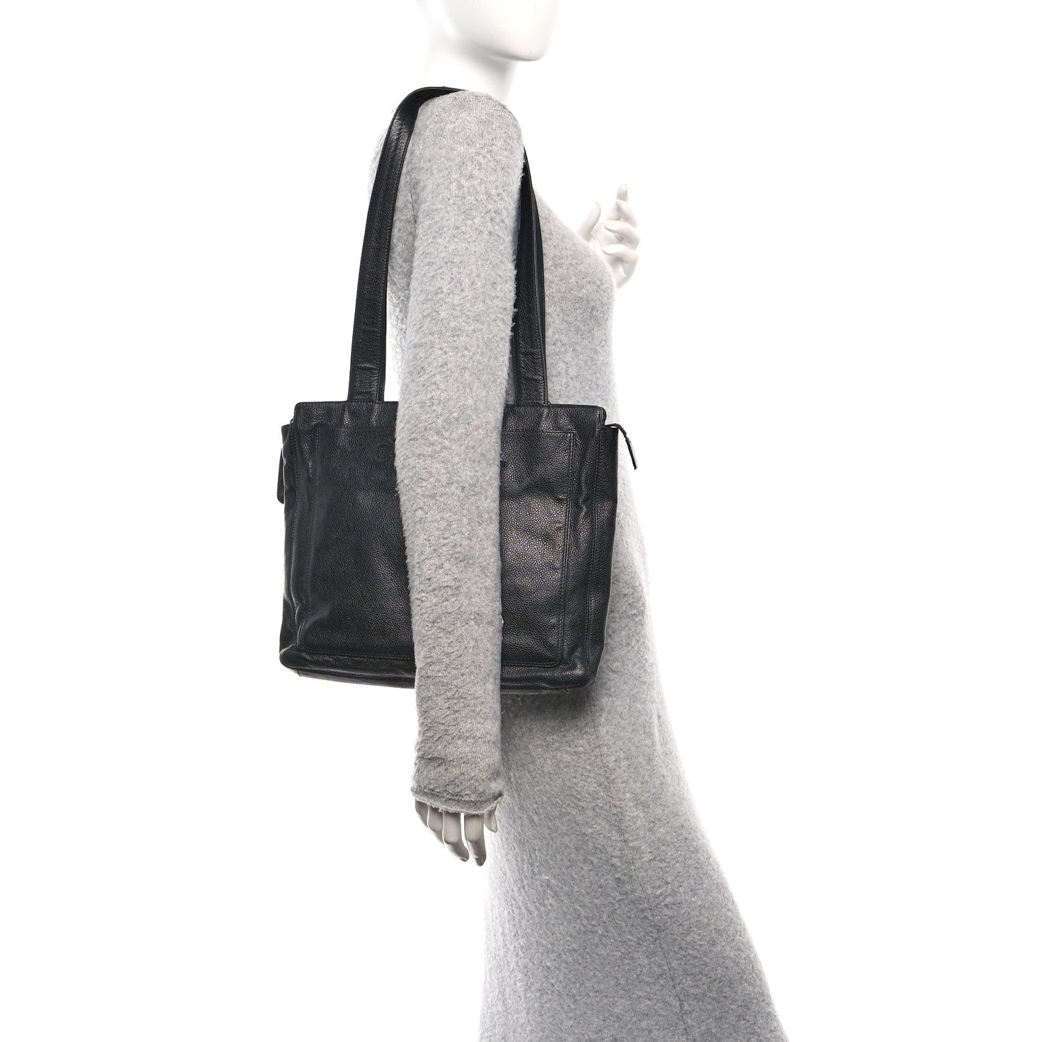 Caviar Embroidered Logo Shoulder Bag Black
