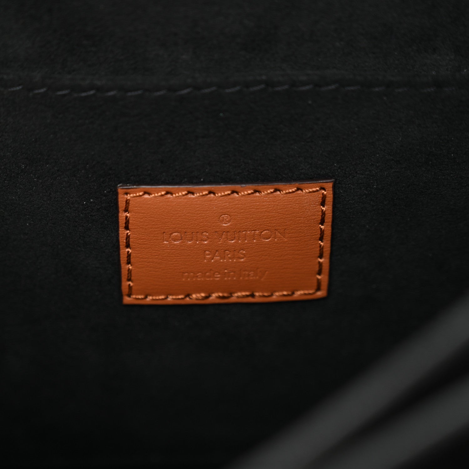 Reverse Monogram Dauphine MM