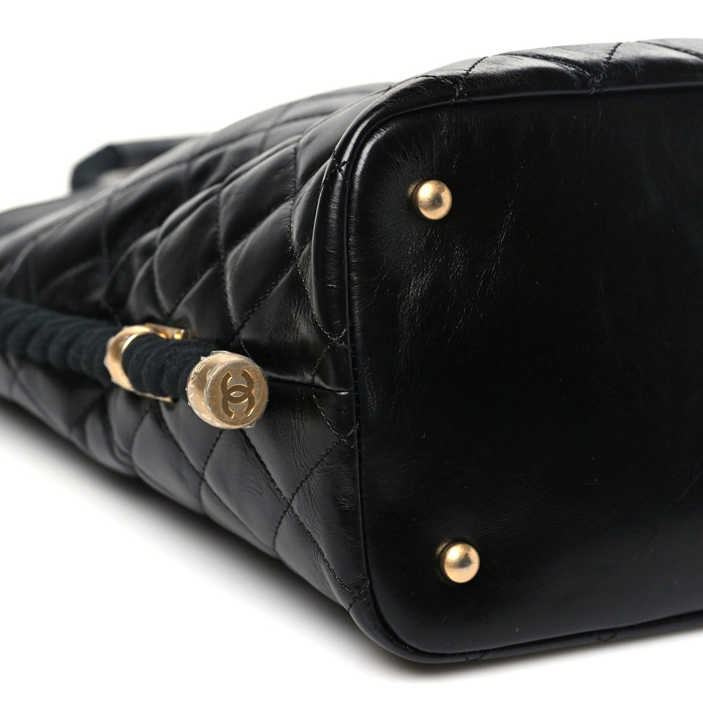 Crumpled Calfskin En Vogue Rope Hobo Bag Black