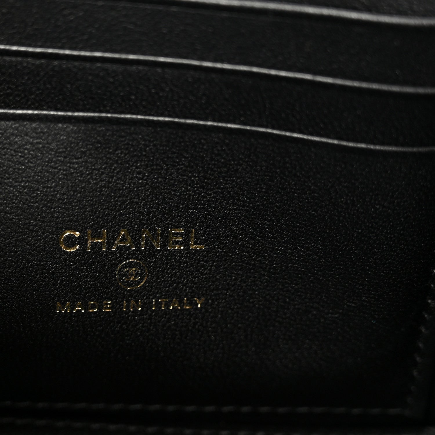 Grained Lambskin Quilted Small Vanity Case With Chain Black