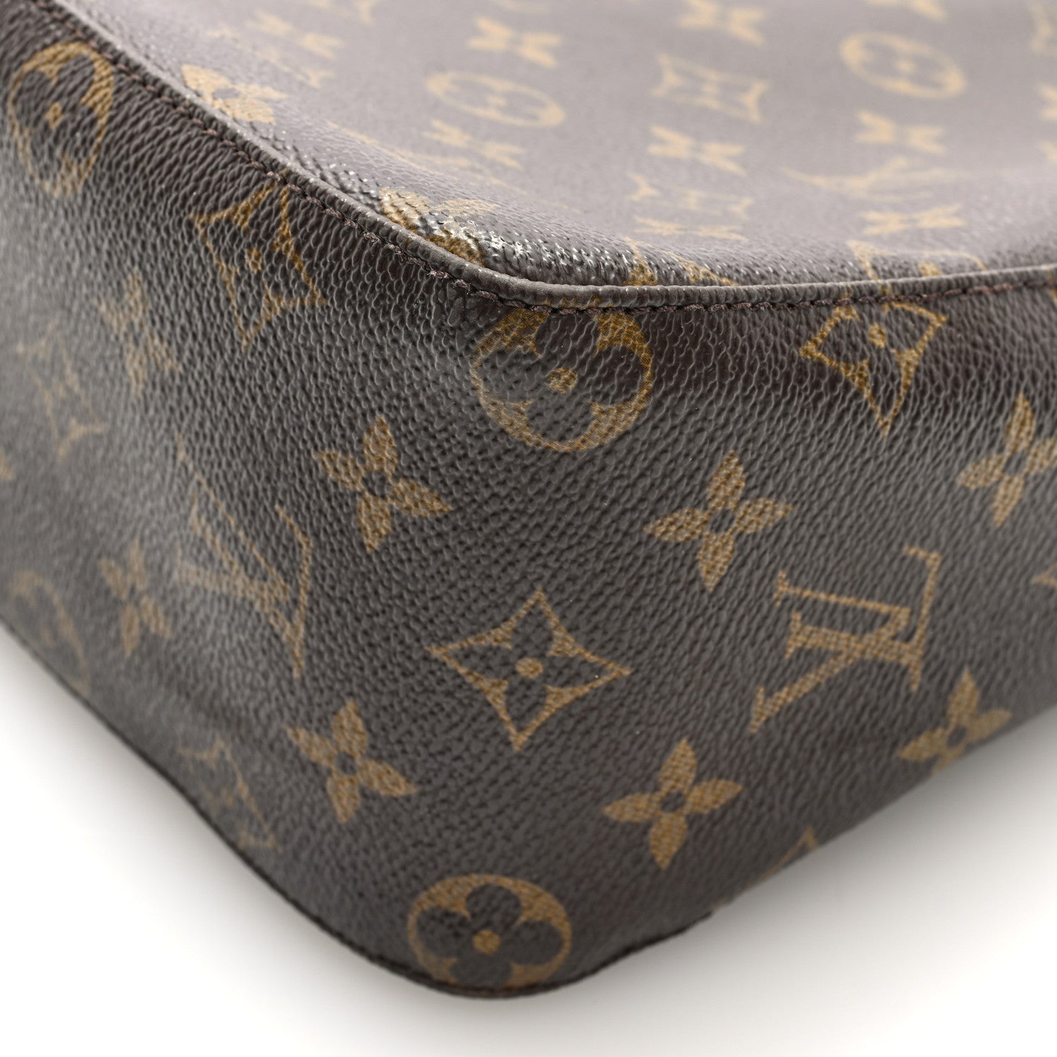Monogram Looping MM