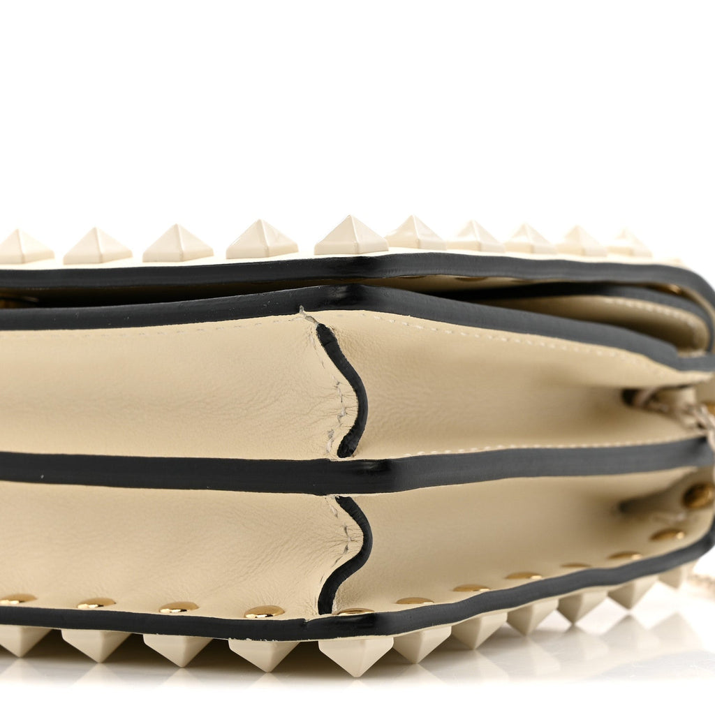 Calfskin Lacquer Monochrome Rockstud Wallet On Chain Ivory