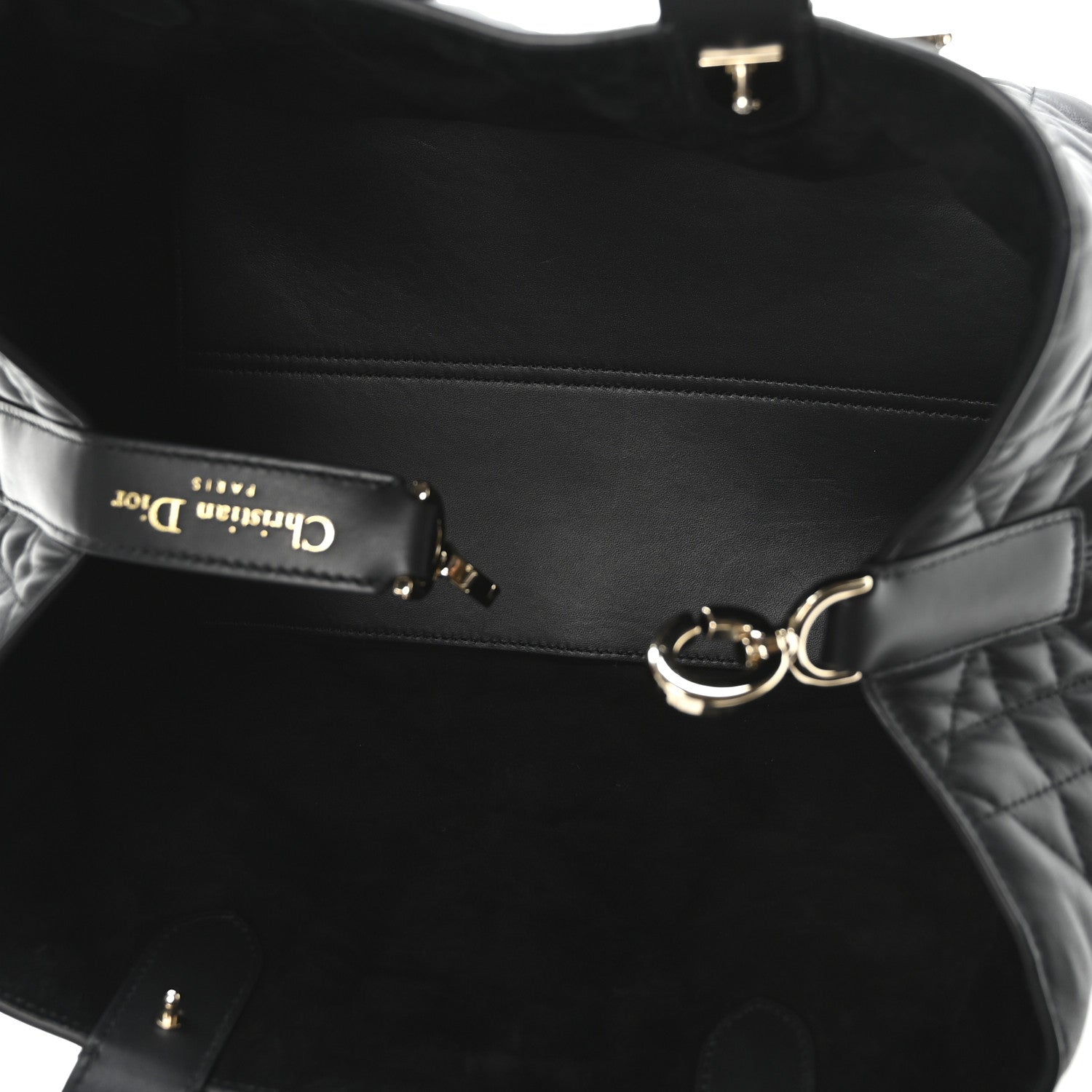 Calfskin Macrocannage Medium Toujours Black