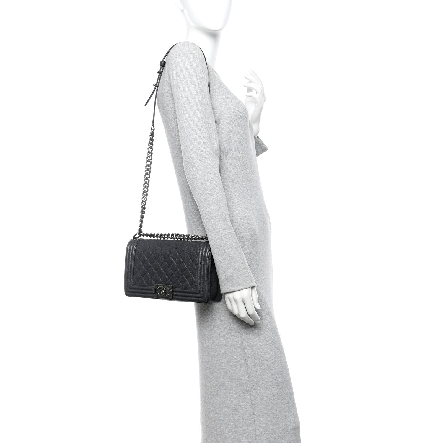 Caviar Quilted Medium Boy Flap Charcoal