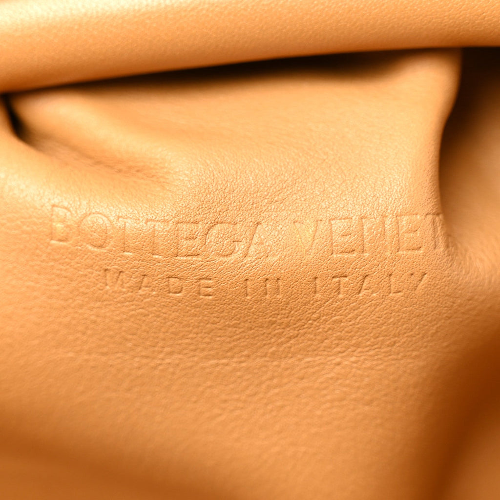 Calfskin Teen Pouch Caramel