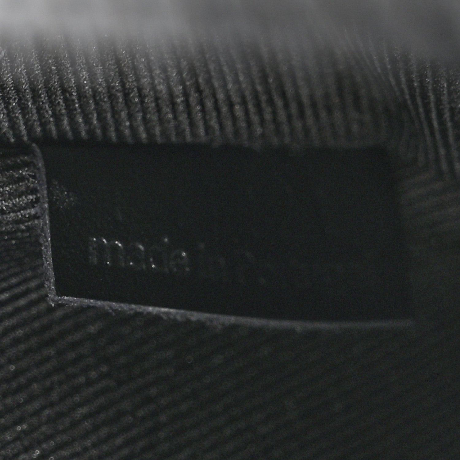 Taurillon Monogram Uniformes Solar Ray Soft Pochette Volga Belt Bag Black