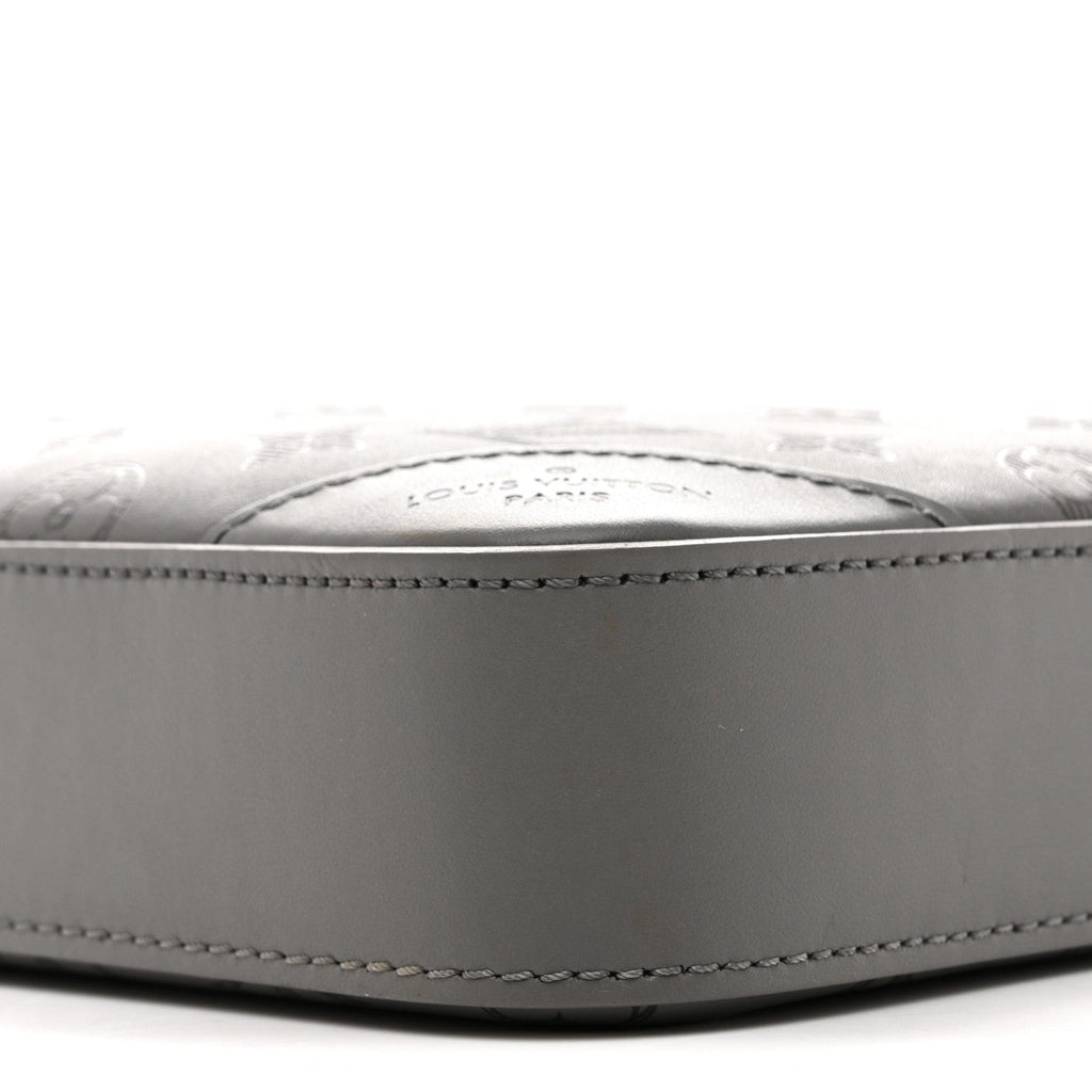Calfskin Monogram Shadow Trio Messenger Anthracite Gray