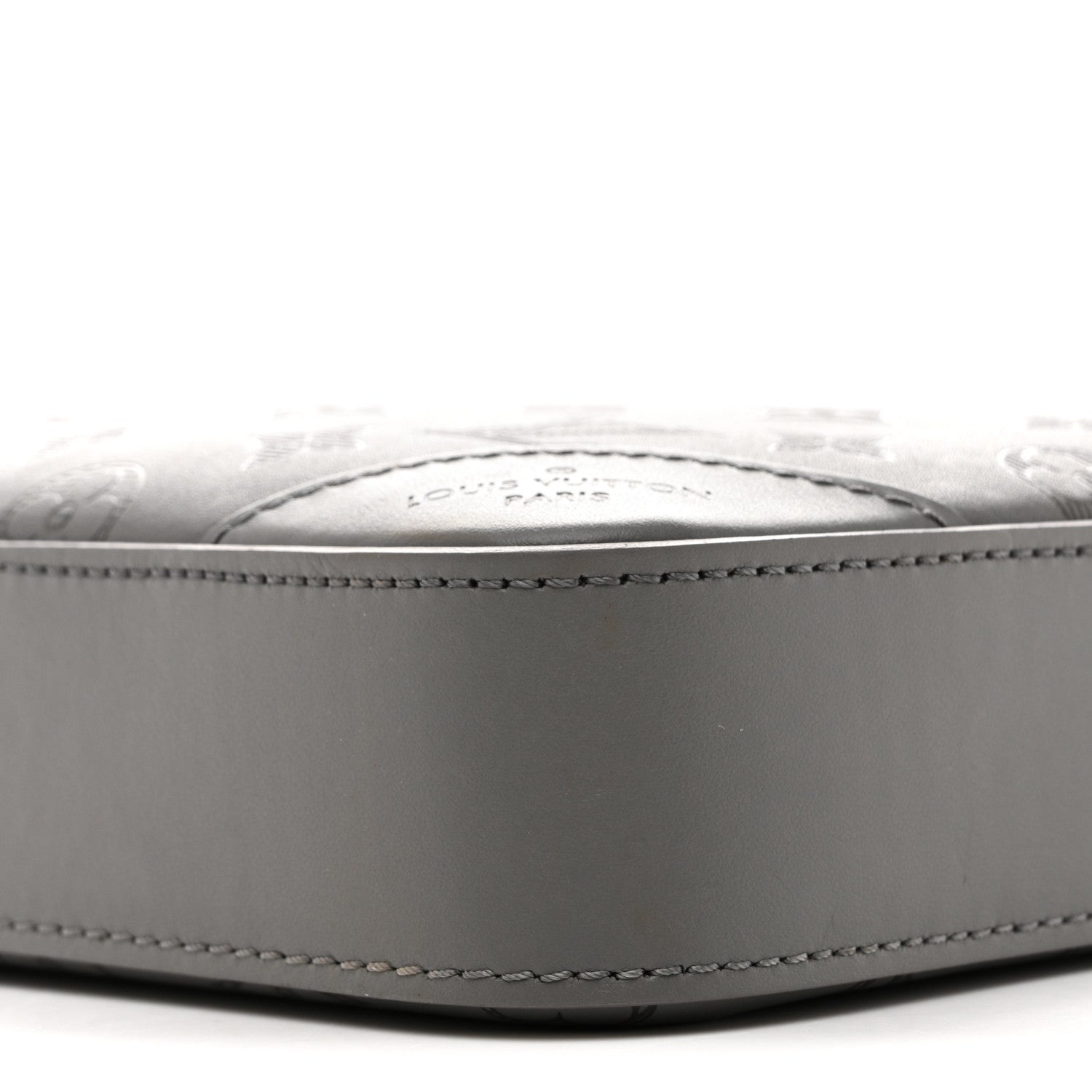 Calfskin Monogram Shadow Trio Messenger Anthracite Gray