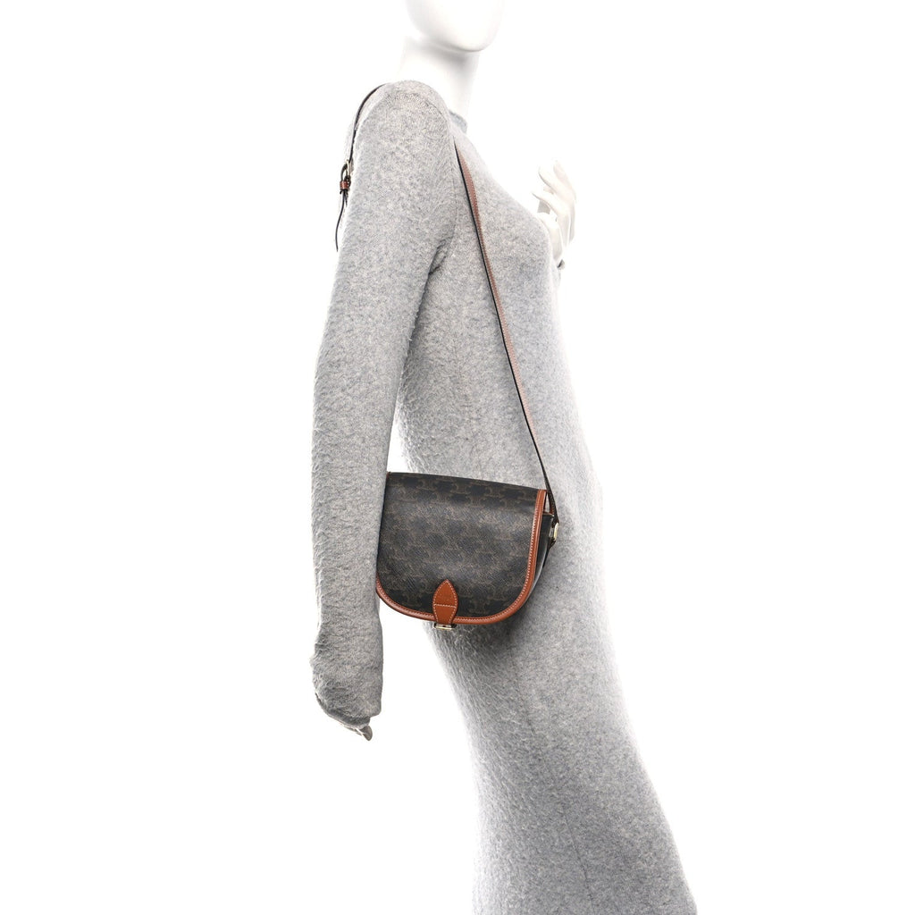 Triomphe Canvas Medium Folco Bag Tan