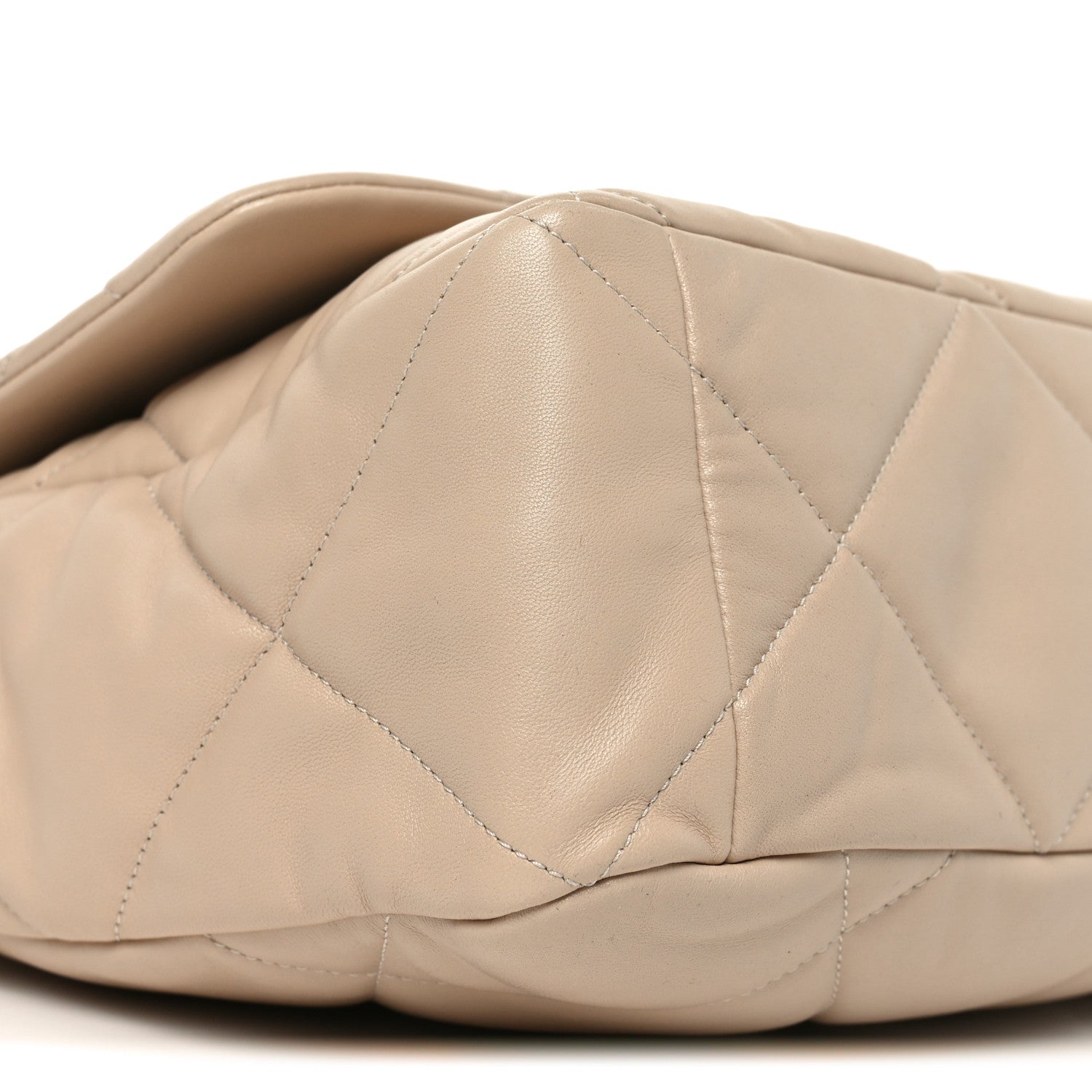 Lambskin Quilted Maxi Chanel 19 Flap Beige
