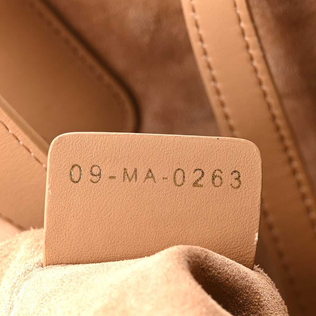 Calfskin Macrocannage Medium Toujour Powder Tan