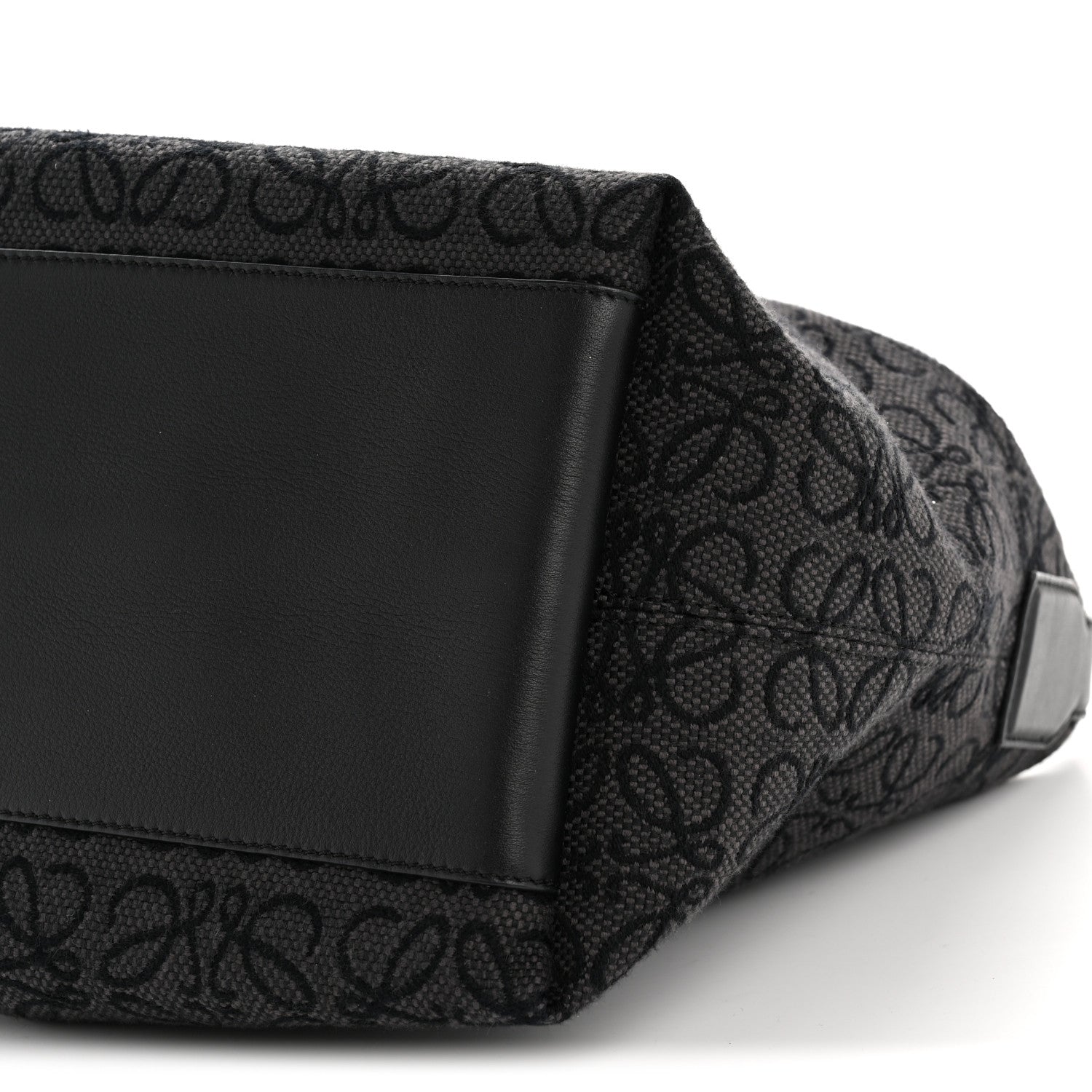 Jacquard Anagram Calfskin Medium Cubi Bag Anthracite Black