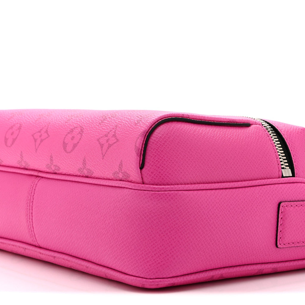 Taigarama Outdoor Messenger Fuchsia