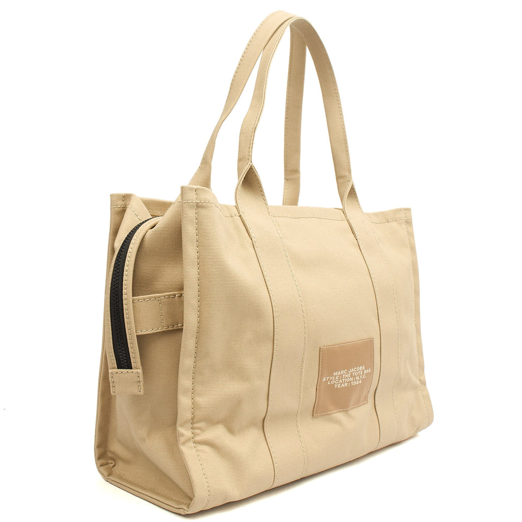 Marc Jacobs Tote The Tote Bag in Neutral, Fabric
