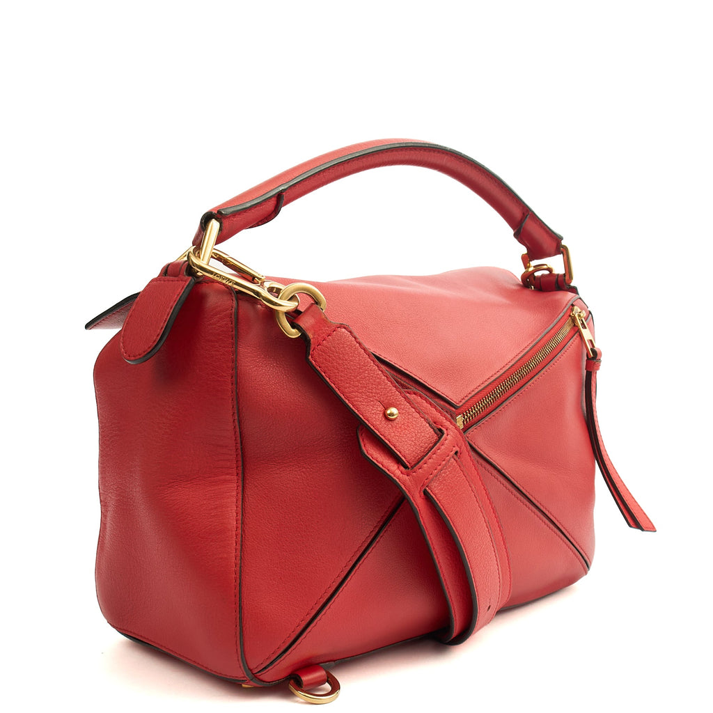 Loewe Cross Body Puzzle - Medium in Red, Leather