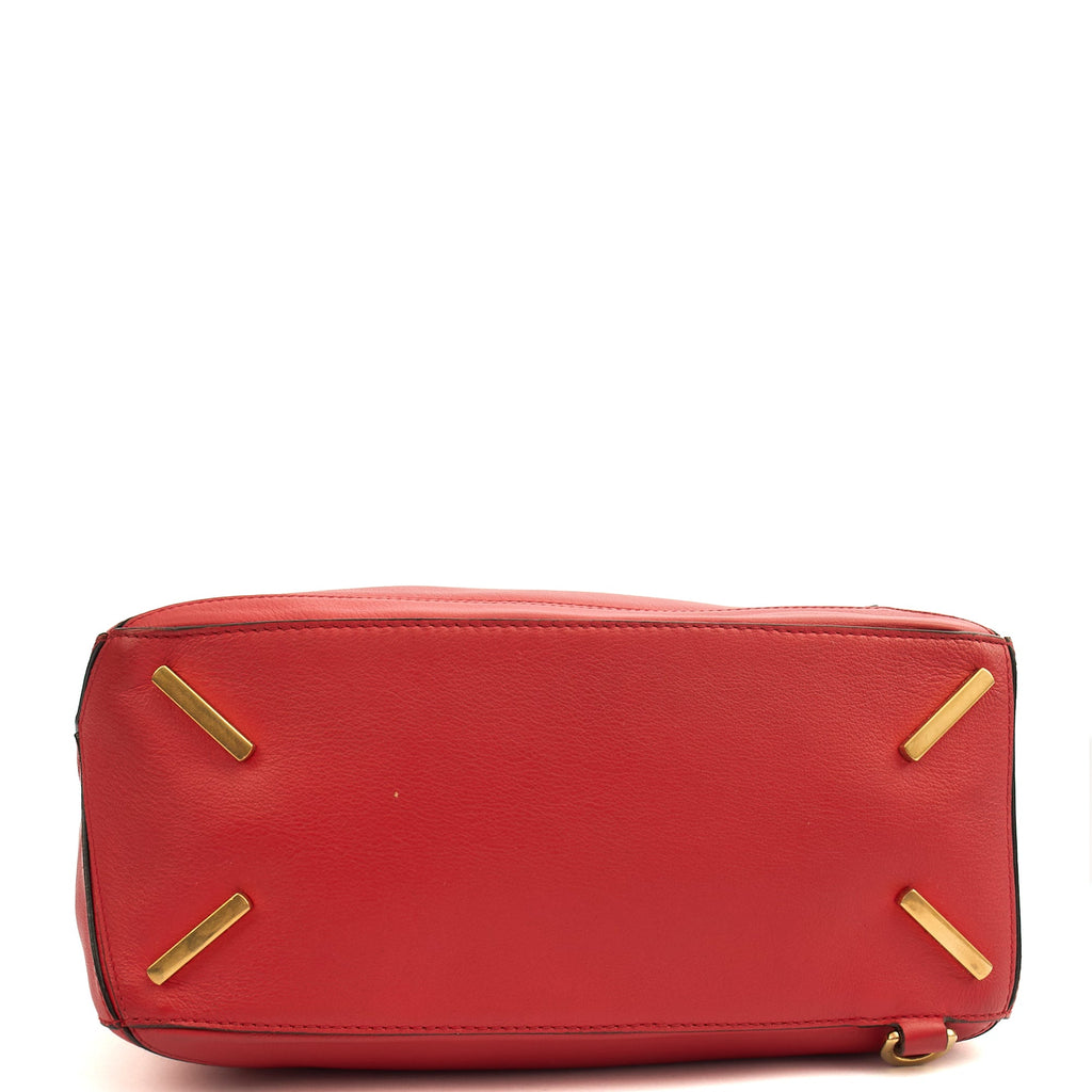 Loewe Cross Body Puzzle - Medium in Red, Leather