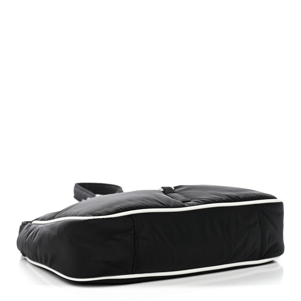 Econyl Nylon Le 5 A 7 Hobo Black White