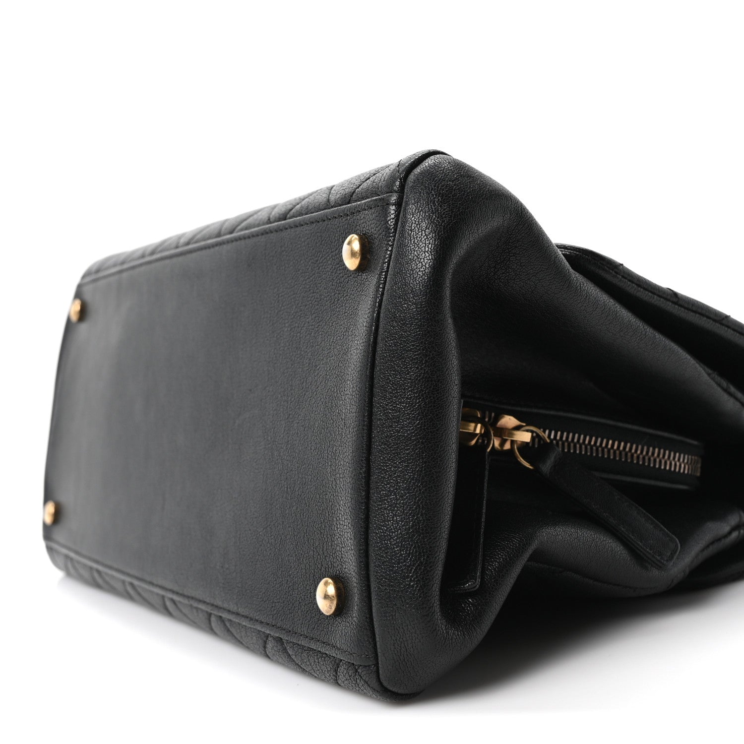 Shiny Sheepskin Quilted Large Trapezio Flap Black