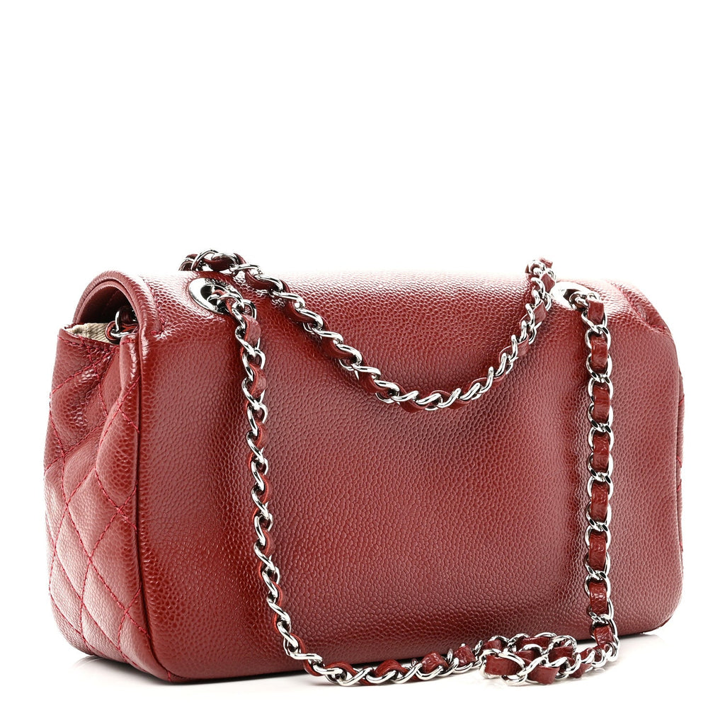 Caviar Medium Timeless CC Flap Dark Red