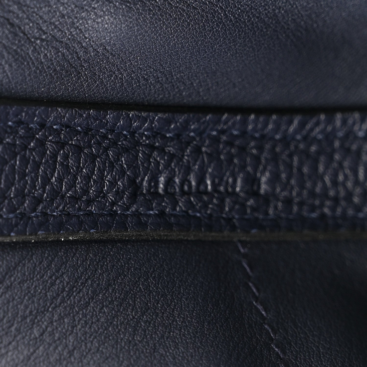 Togo Swift 24/24 35 Bleu Indigo Black