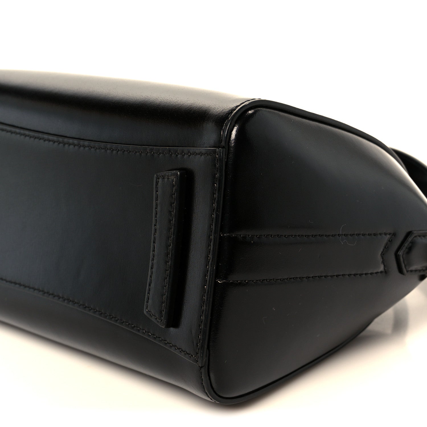 Shiny Lord Calfskin Mini Antigona Black
