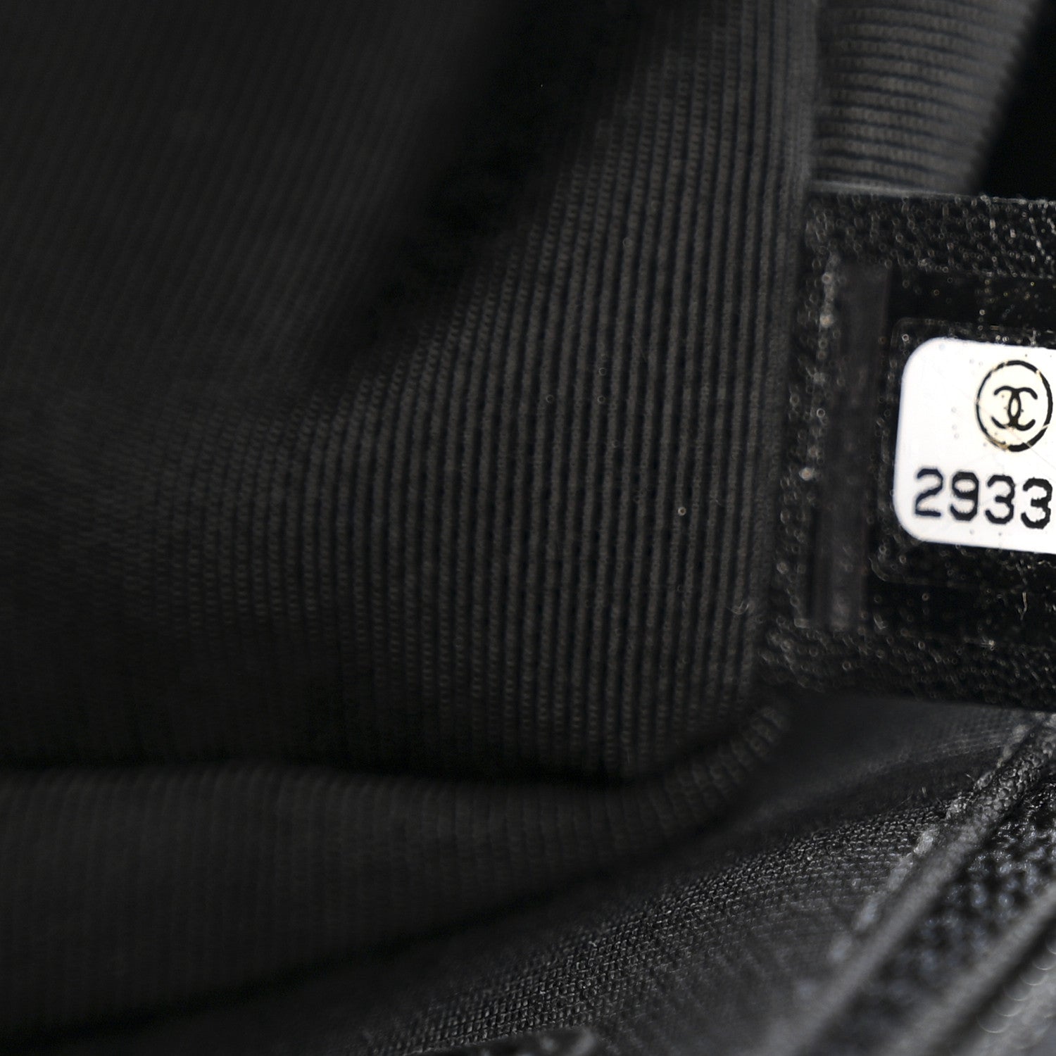 Caviar Quilted New Medium Boy Flap Black