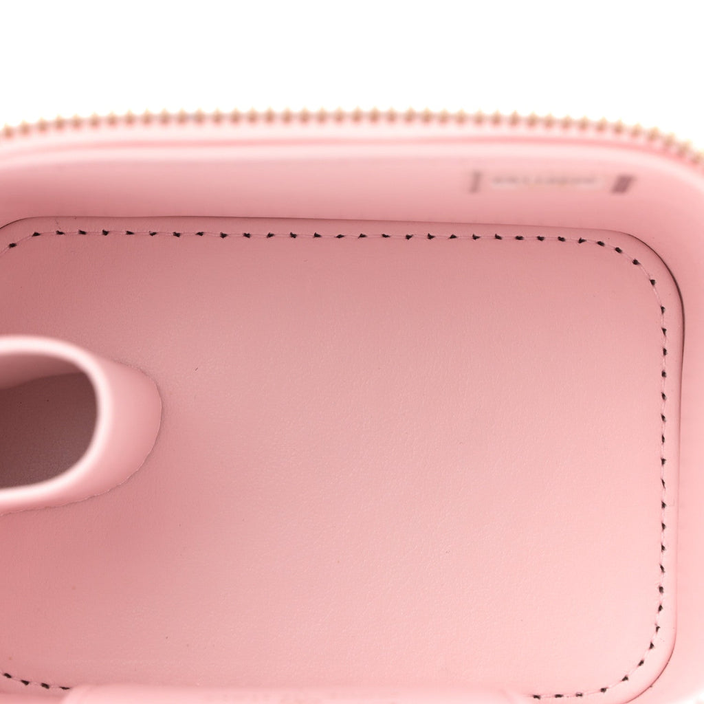 Caviar Quilted Mini Vanity Case With Chain Light Pink
